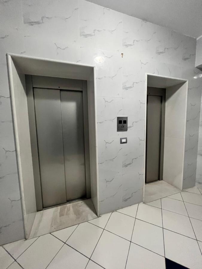 Апартаменти Comfy Apartament Вльора Екстер'єр фото